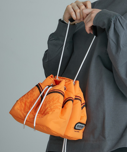 【TOGA PULLA×OUTDOOR PRODUCTS】アウトドアプロダクツコラボドローストリングバッグ TP92-SG508 【TOGA PULLA×OUTDOOR PRODUCTS】アウトドアプロダクツコラボドローストリングバッグ TP92-SG508