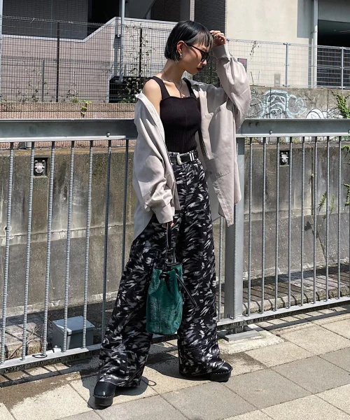 スモークコールワイドパンツ