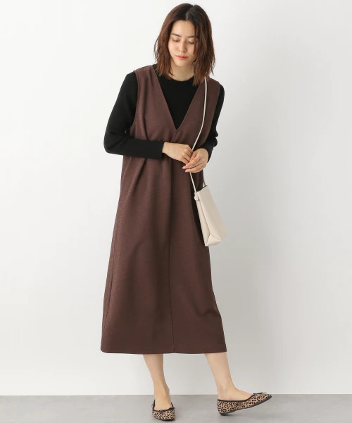 深Vネックジャンパースカート 深Vネックジャンパースカート