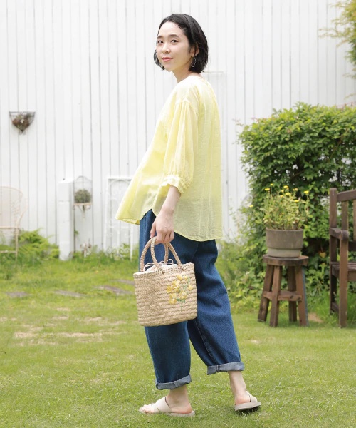 製品染め胸切り替えブラウス
