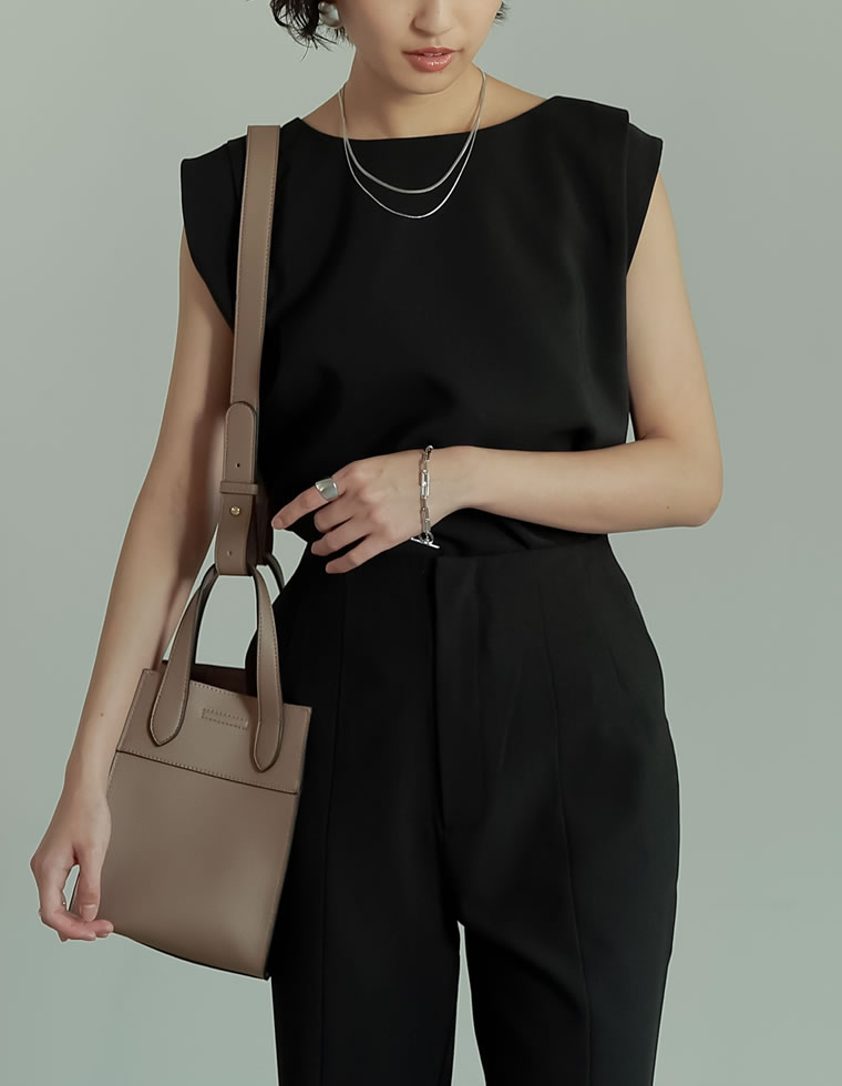 ストレッチツイル肩タックデザイントップス[入荷済][メール便対応][代引不可]