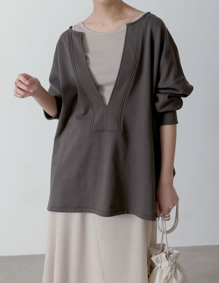 深Vネック裏毛スウェットプルオーバー[入荷済]