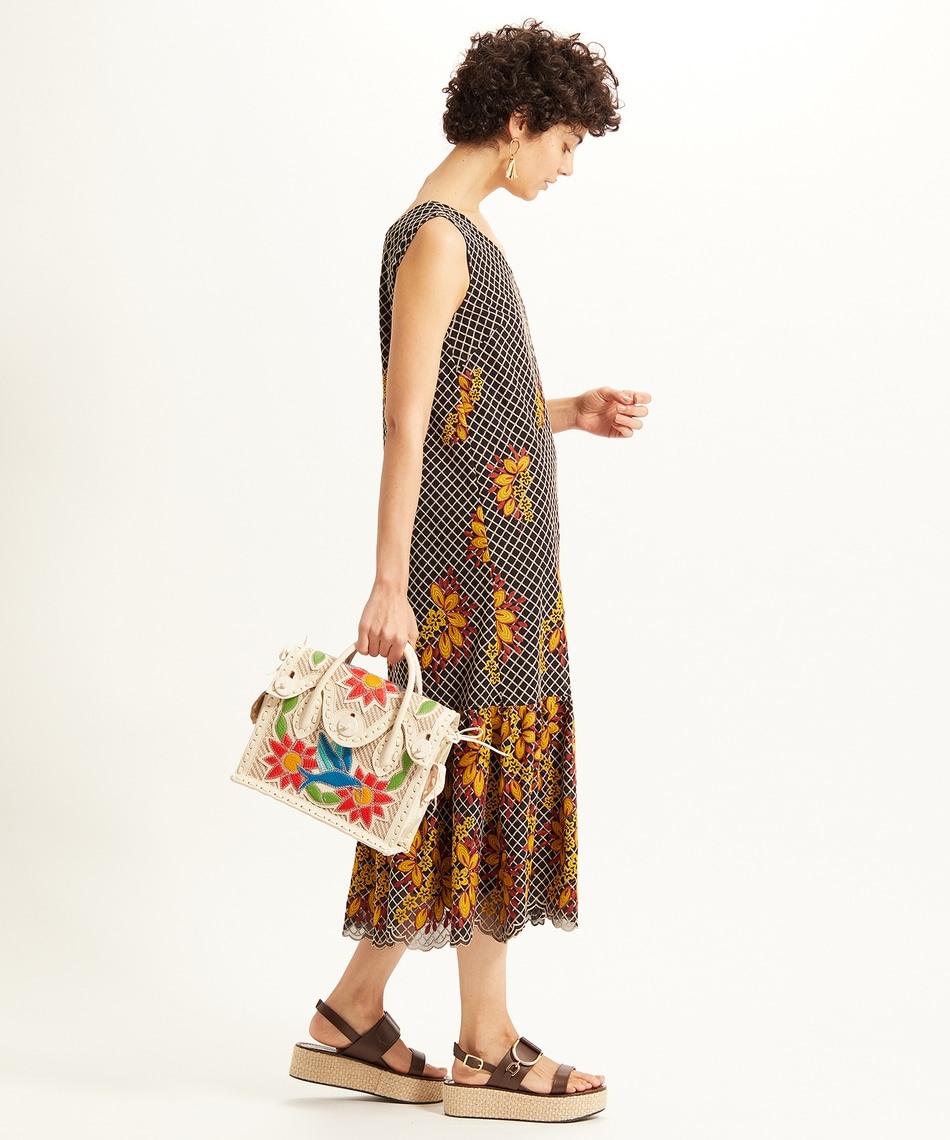 チェック刺繍ロングワンピース