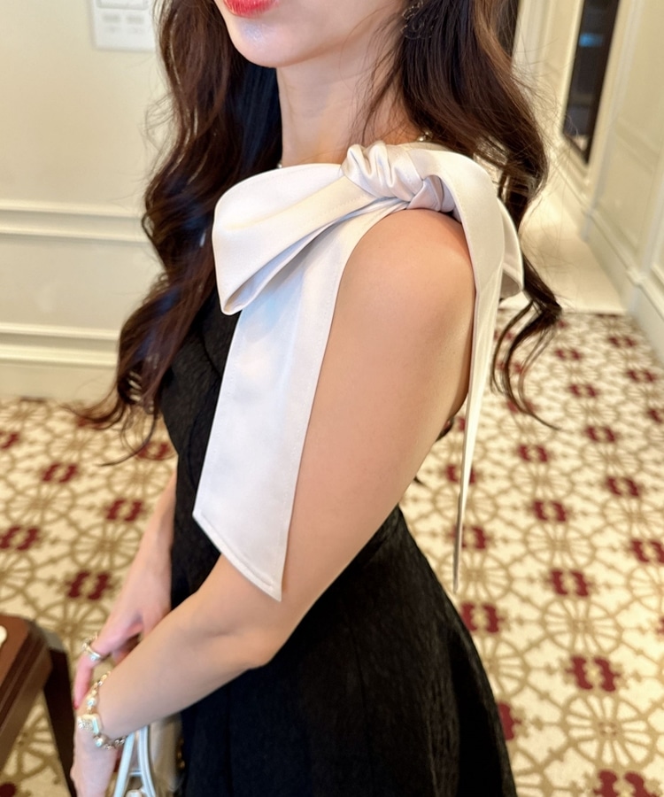 ribbon shoulder circular onepiece ribbon shoulder circular onepiece