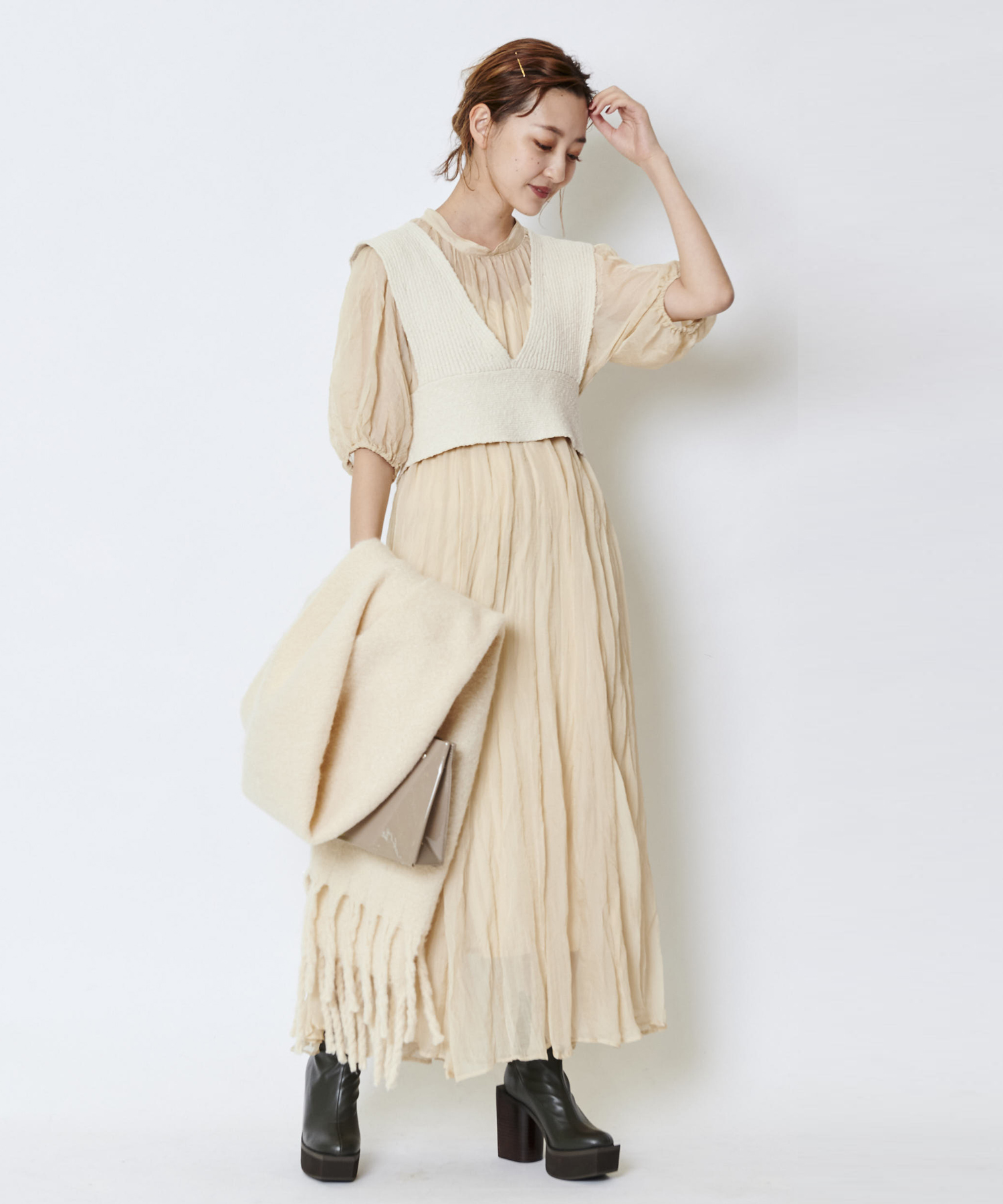 ニットビスチェ×スリーブコンシャスワンピースセット ニットビスチェ×スリーブコンシャスワンピースセット