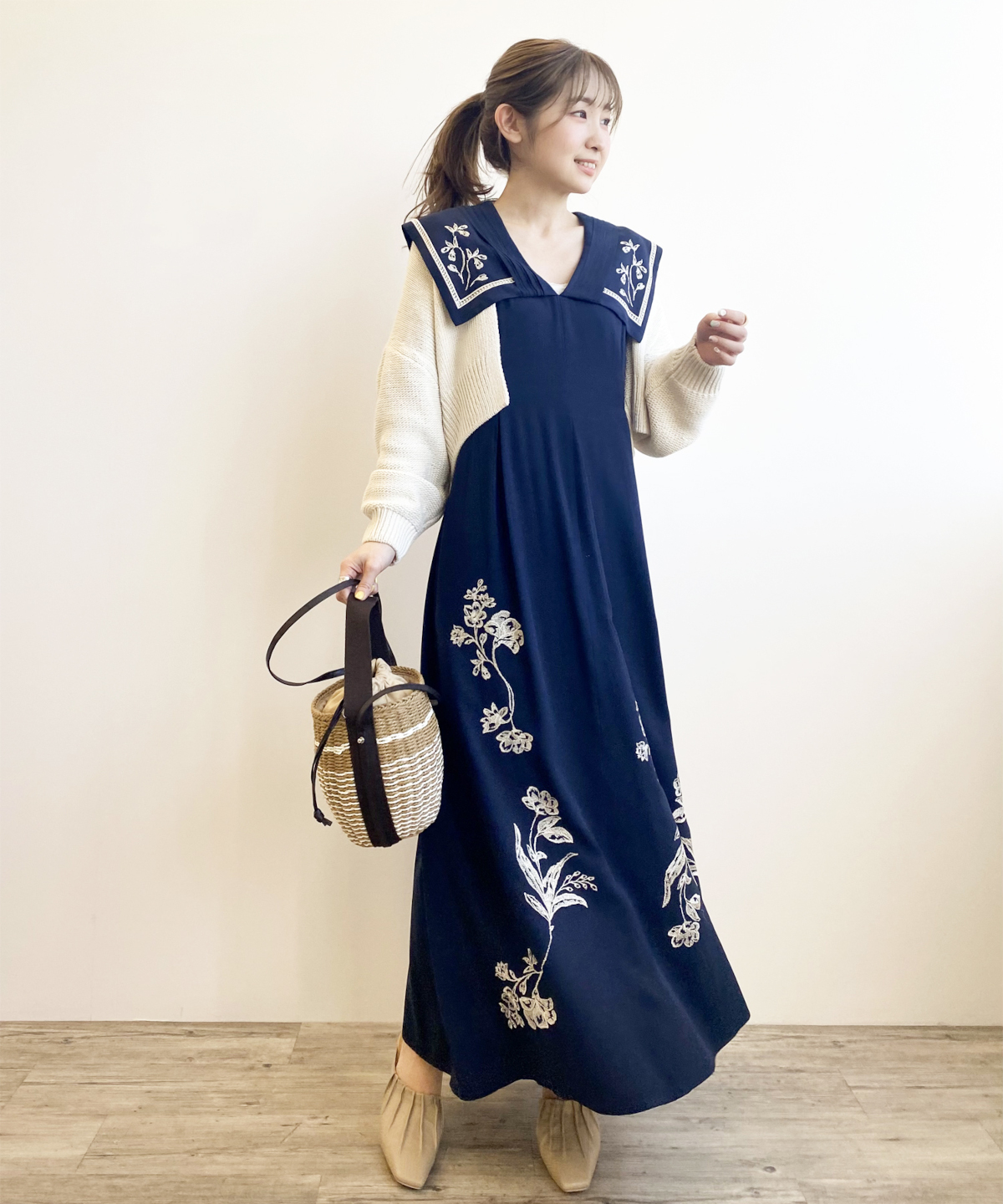 【予約】セーラーカラーエンブロイダリーワンピース