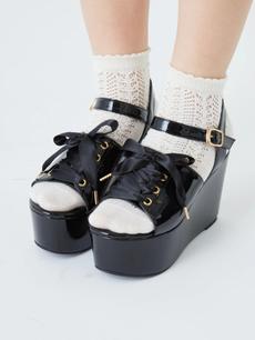 リボンレースアップサンダル
