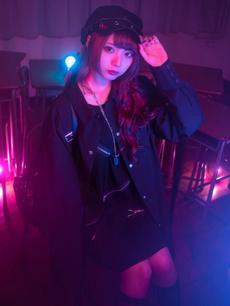 ネックレス付きZIPBigTe ネックレス付きZIPBigTe