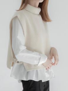 【NEW】high neck knit vest / ivory