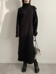 【予約販売】shoulder open knit dress / black