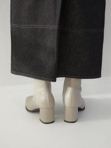 【NEW】 square toe short boots
