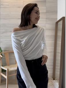 【RE ARRIVAL】 drape design tops / white