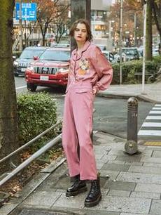 フロントボタンストレートパンツ
