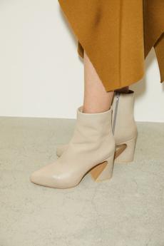 【THROW】LEATHER POINTED TOE ブーツ