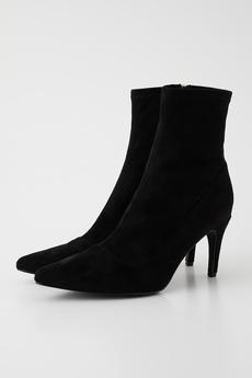 POINTED TOE FITTIED BOOTS