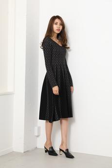 Chain Pattern Knit OP