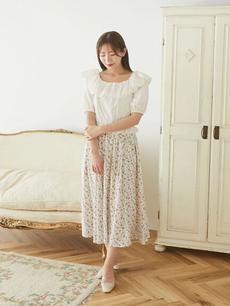 好きに全力な彼女の2wayフリルブラウス 好きに全力な彼女の2wayフリルブラウス