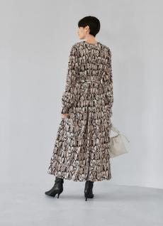 【LUXE】ペイントアート柄ギャザーワンピース 【LUXE】ペイントアート柄ギャザーワンピース