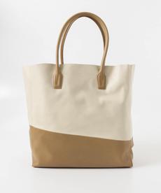 PLUMA V.　TOTE L