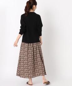 ◆【洗える/2点セットでスタイル完成！】シンプルニット＆フラワー柄スカート