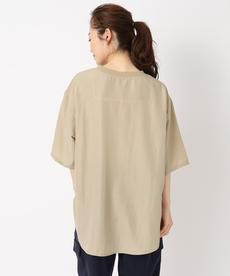 【洗える/Tシャツ感覚のブラウス】ゆとり感のある大人のロゴブラウス