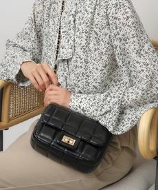 【2WAY】スクエアキルティングチェーンショルダーバッグ