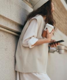 ★【2021AUTUMN】
深Vネックニットベスト【メール便可／100】