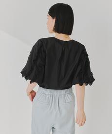 【2024夏先行販売】★
パフスリーブレースデザインブラウス