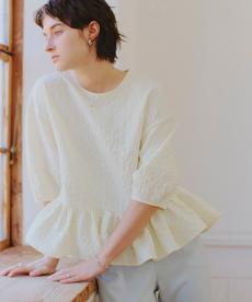 【2024夏先行販売】★
ふくれジャガードペプラムデザイントップス